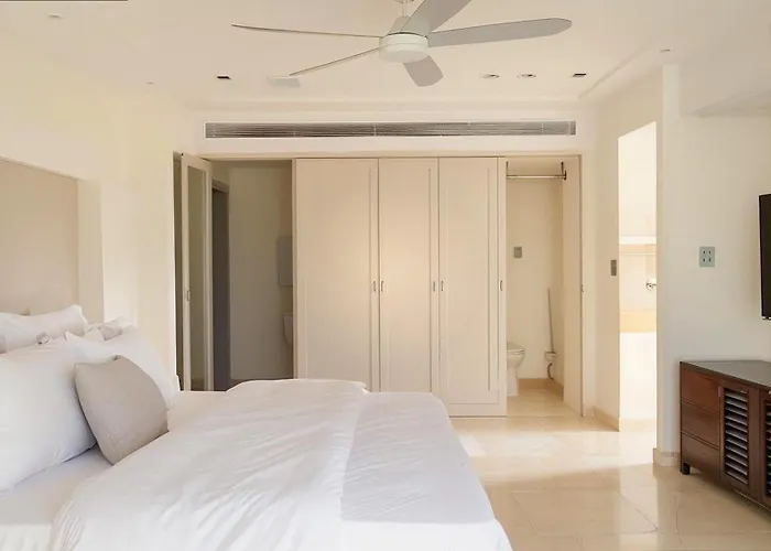 House Konus In * Párosz