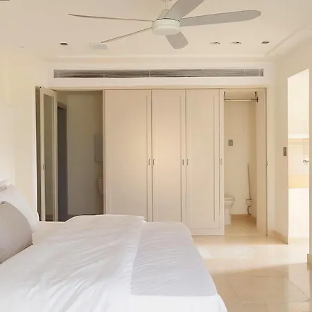 House Konus In * Paro